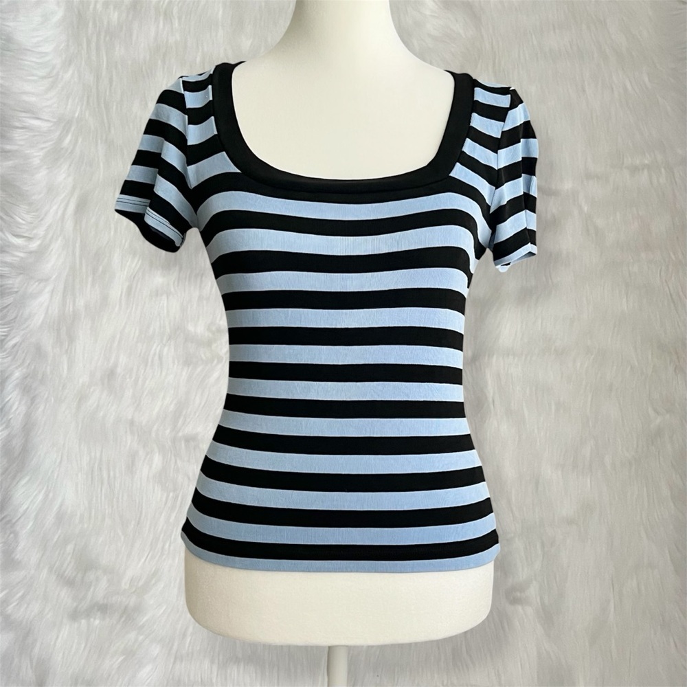 BCBGMAXAZRIA Y2K Vintage Blue & Black Striped Short Sleeve Top